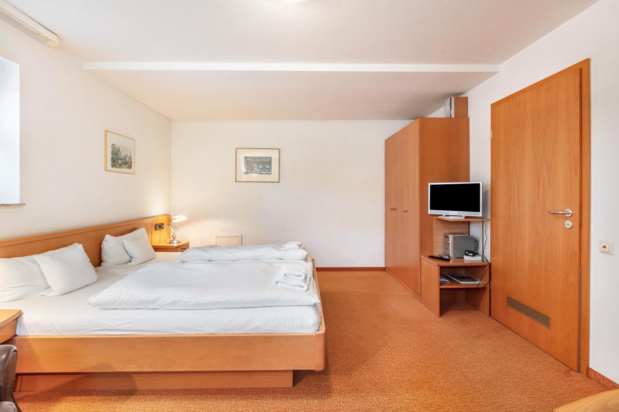 Apartments Am Schwarzwaelder Hof バート・ベリンゲン エクステリア 写真