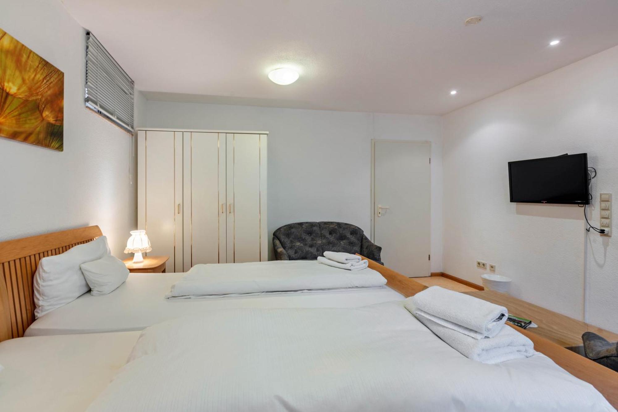 Apartments Am Schwarzwaelder Hof バート・ベリンゲン エクステリア 写真