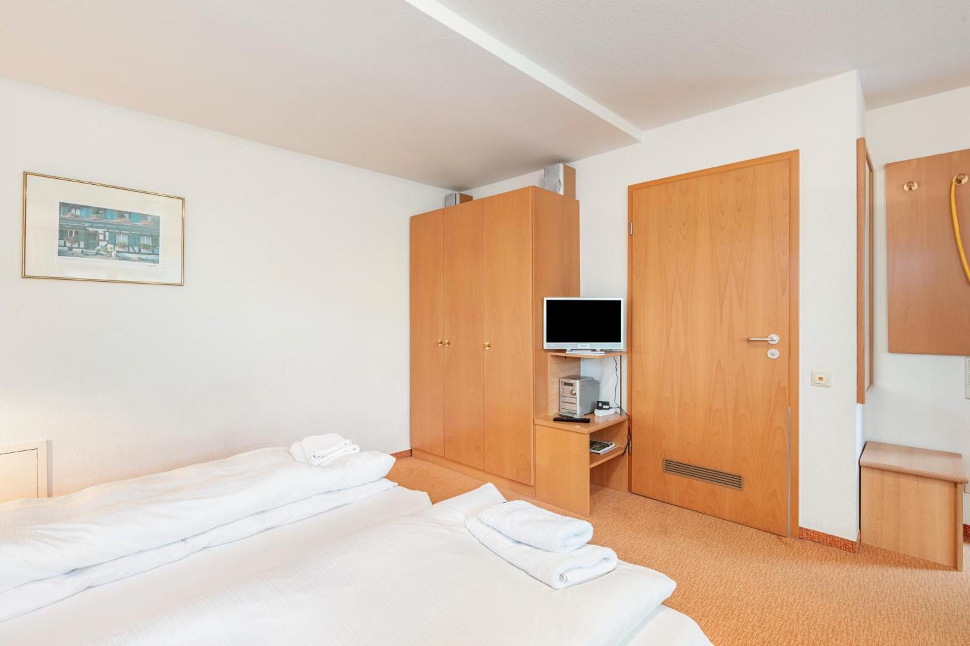 Apartments Am Schwarzwaelder Hof バート・ベリンゲン エクステリア 写真